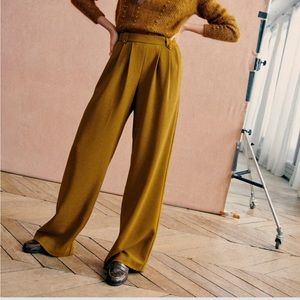 Sezane Loulou pants in rare find Olive
